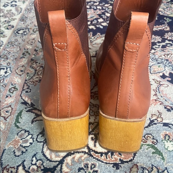 Bernardo Boots Shawnee Chelsea Ankle Booties Block Heel in Chestnut  9 - Picture 6 of 13